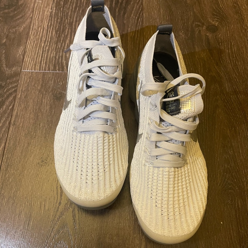 Nike vapomax size 8 womens